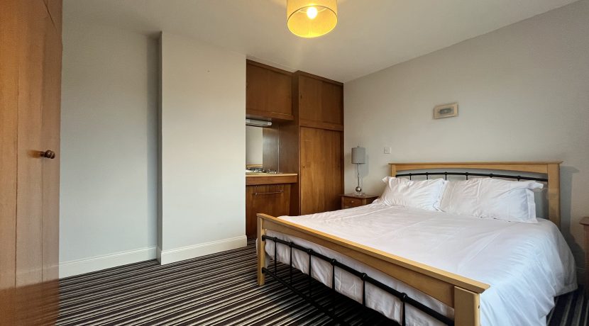 IMG_3894 BED 3 ANGLE